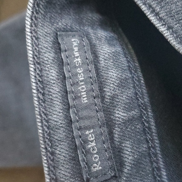 Citizens of Humanity Rocket Mid Rise Skinny Jeans, Lithe Distressed, Size 24 - Picture 4 of 11